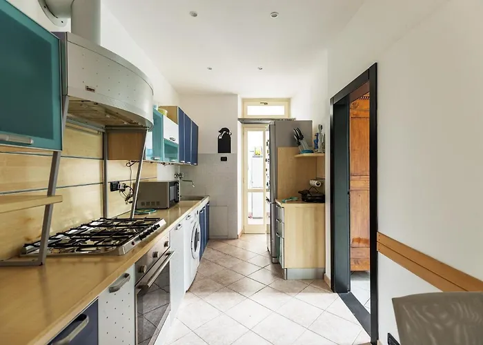 099 A Due Passi Dal Mare