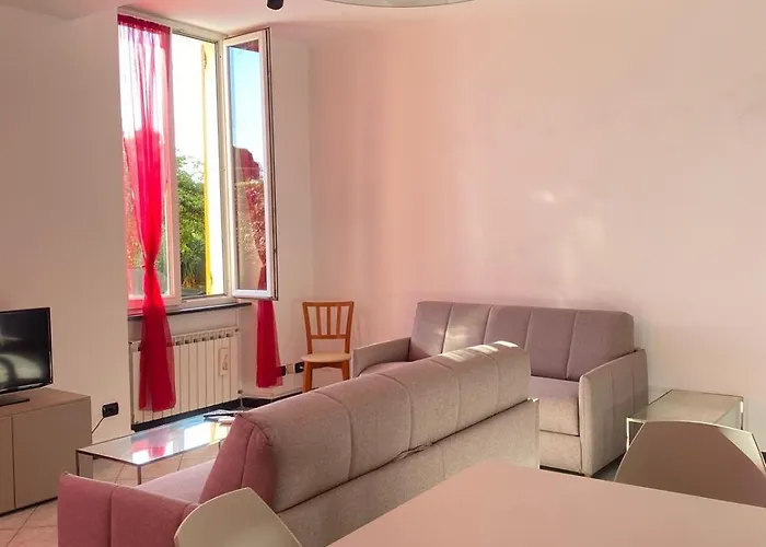 099 A Due Passi Dal Mare * 레반토