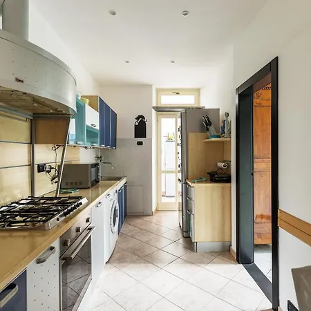 099 A Due Passi Dal Mare